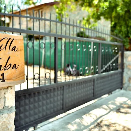 Yaba 1 Villa
